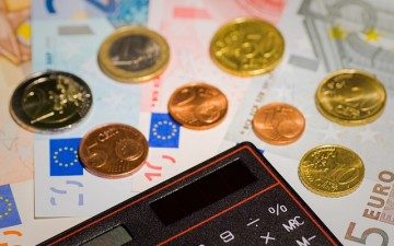 Record la factura energetică a Franţei în anul 2011