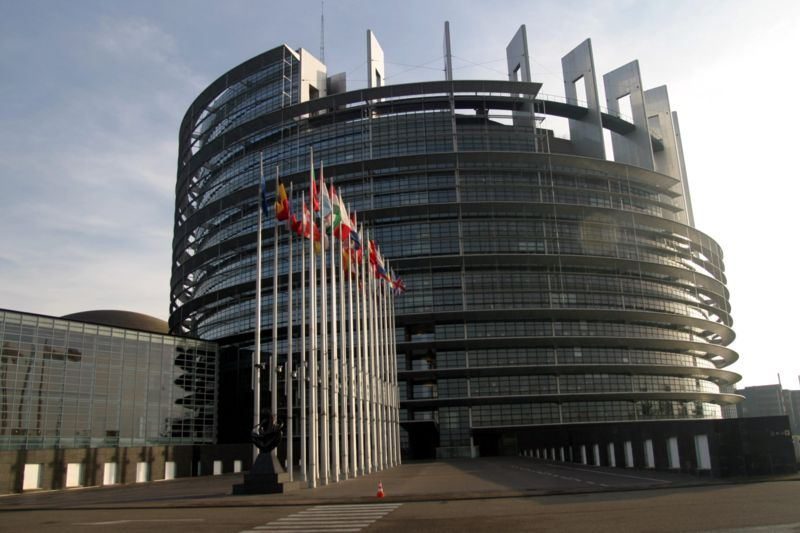Parlamentul European respinge impozitarea energiei